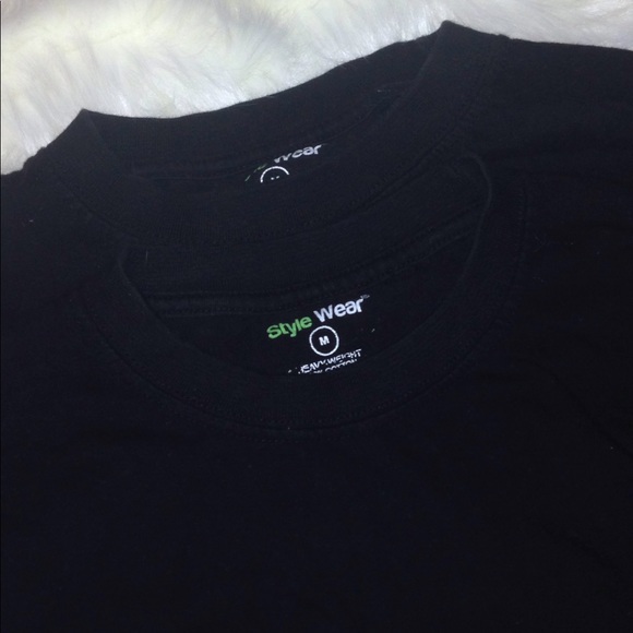 3 solid tees - Picture 2 of 3